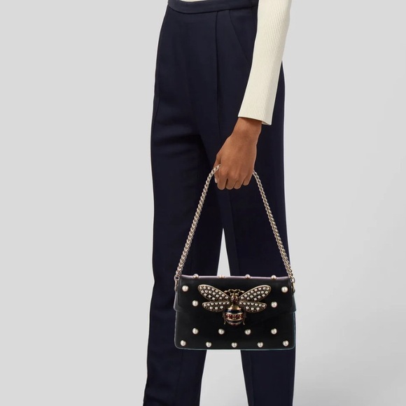 Gucci Black Designer Women's Bag with Pearl and Bee Embellishments - Picture 2 of 13